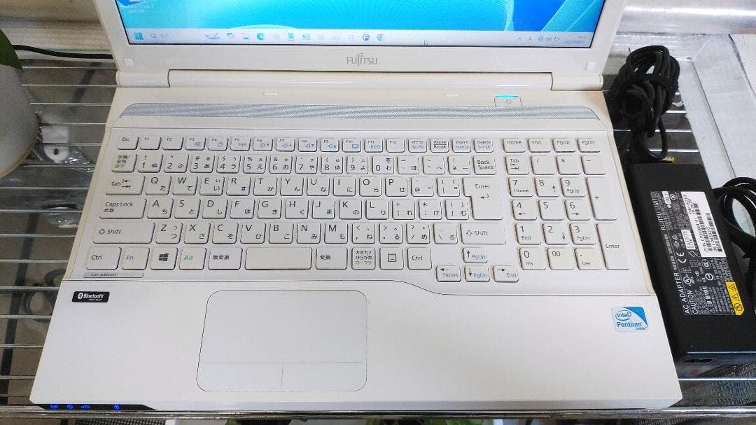 ☆ノートパソコン Windows 11pro すぐ使えます！AH/42K