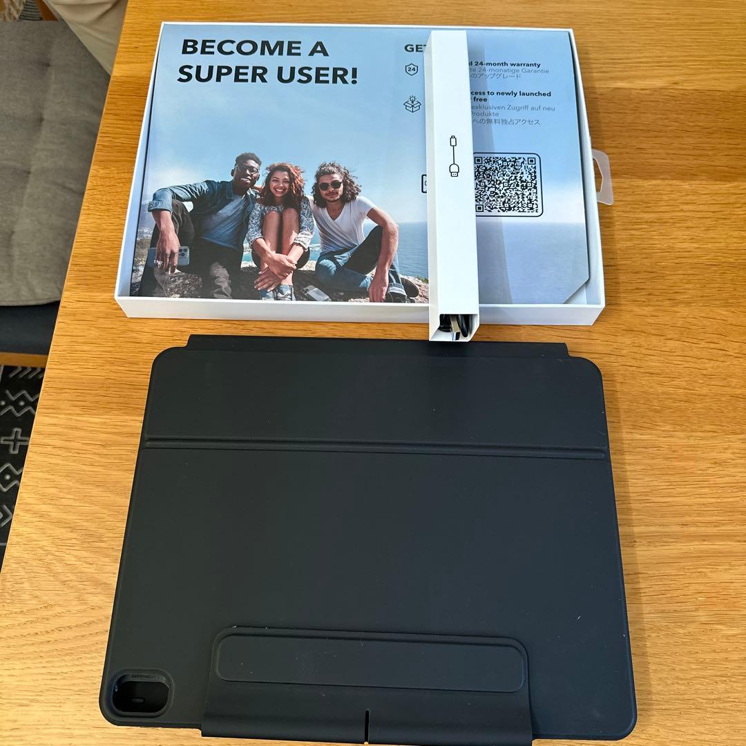 ESR REBOUND 360 マグネット式キーボードケース