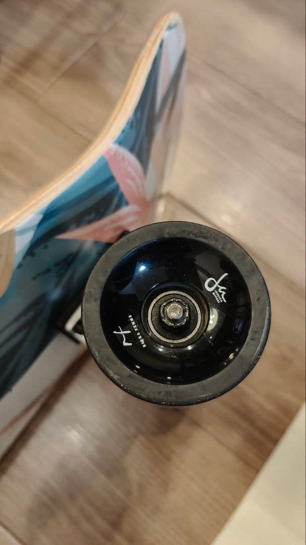 サーフスケートボード　 リッカ × ジェシカ・ミユキ　コラボレーションモデル