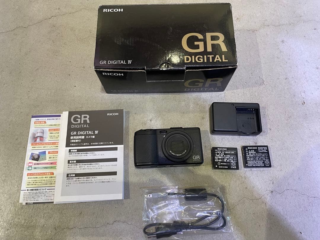 限定値下！RICOH GR DIGITAL IV リコー　使用感少　付属品全て有