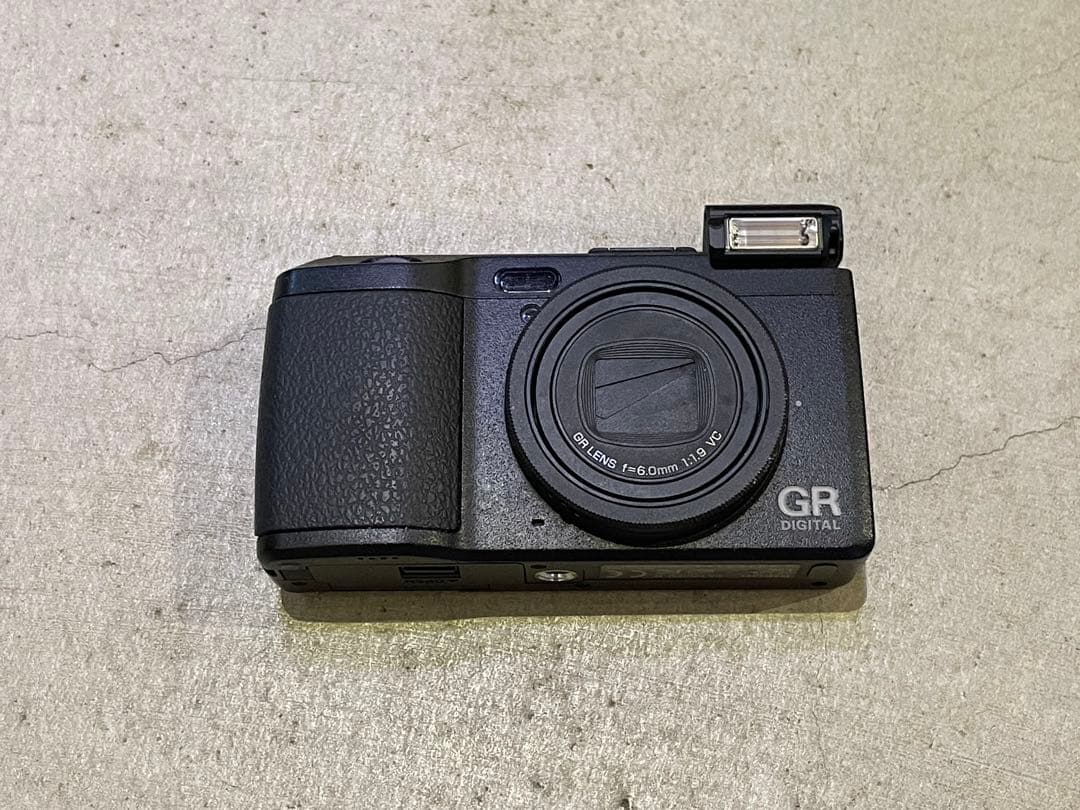 限定値下！RICOH GR DIGITAL IV リコー　使用感少　付属品全て有