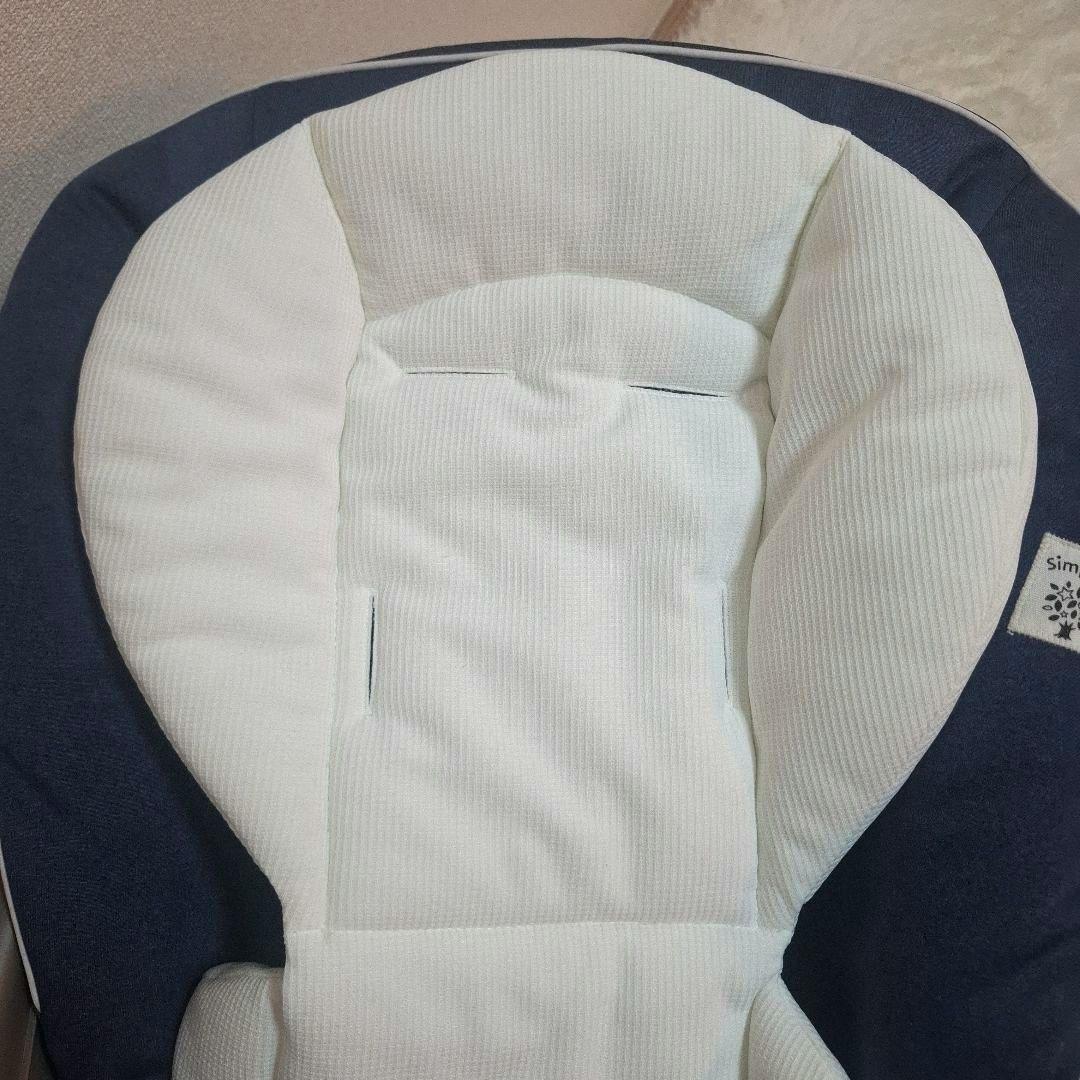 【美品】コンビ ネムリラ 4キャス 手動 ハイローチェア