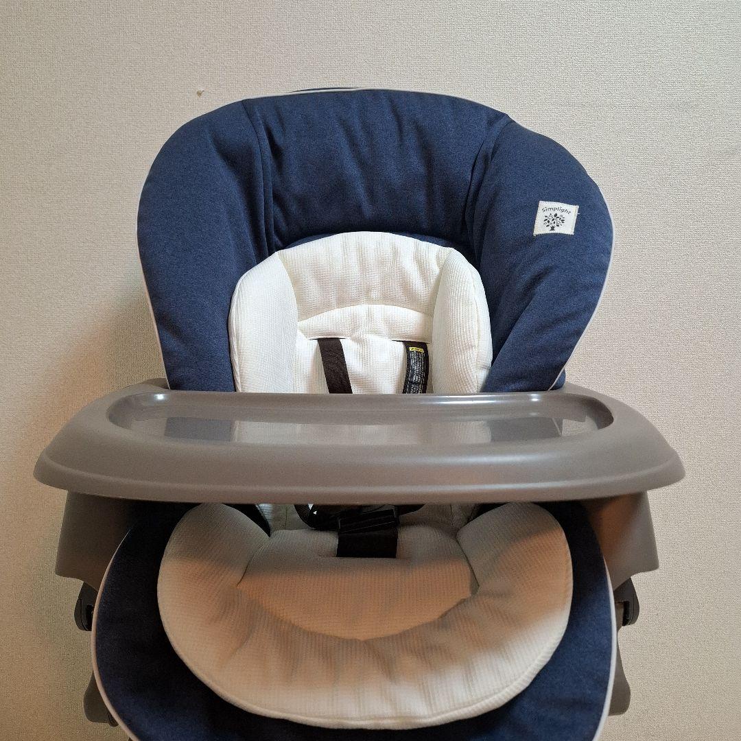 【美品】コンビ ネムリラ 4キャス 手動 ハイローチェア