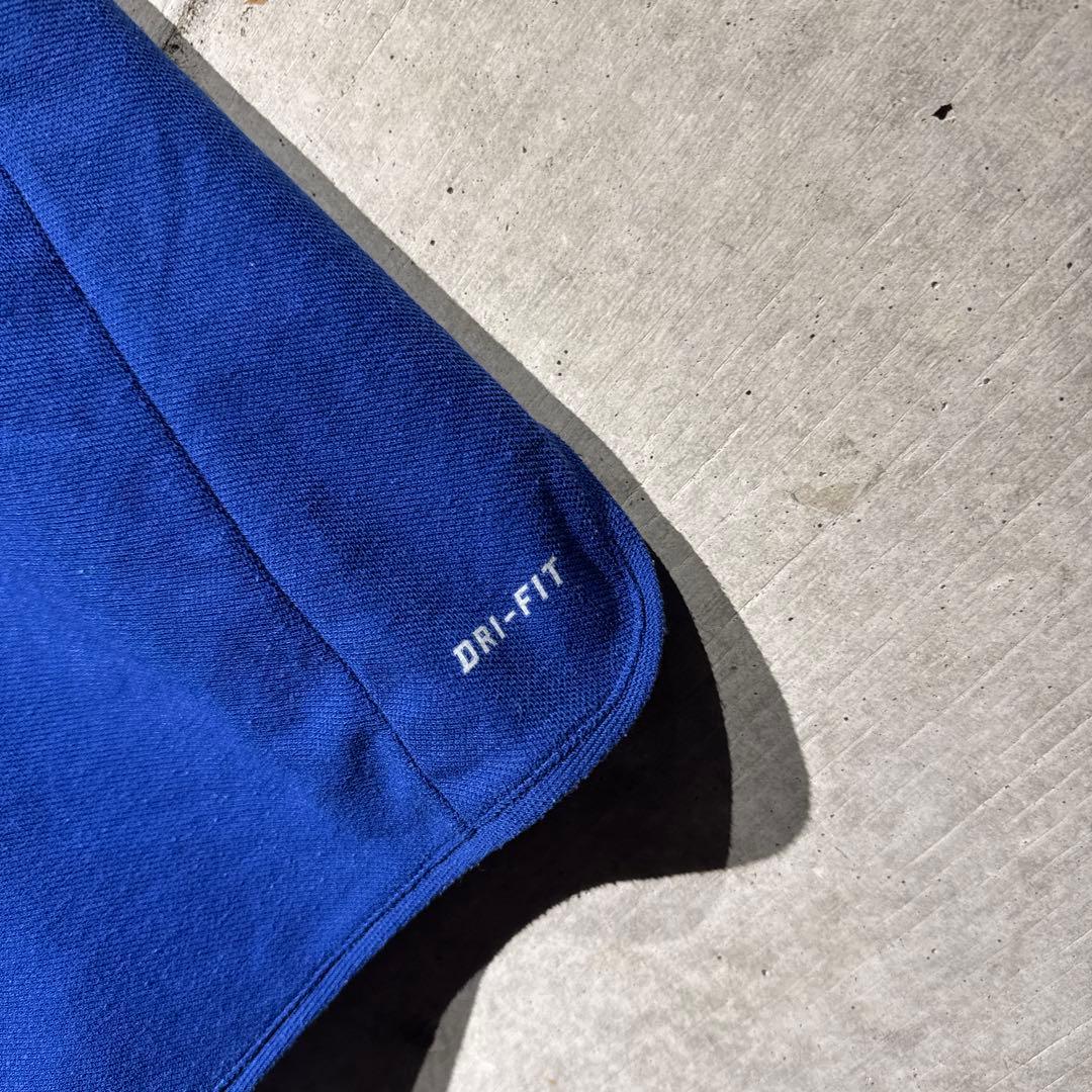 入手困難 NIKE フェデラーモデル　ポロシャツ