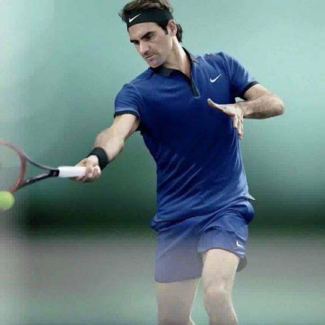 入手困難 NIKE フェデラーモデル　ポロシャツ