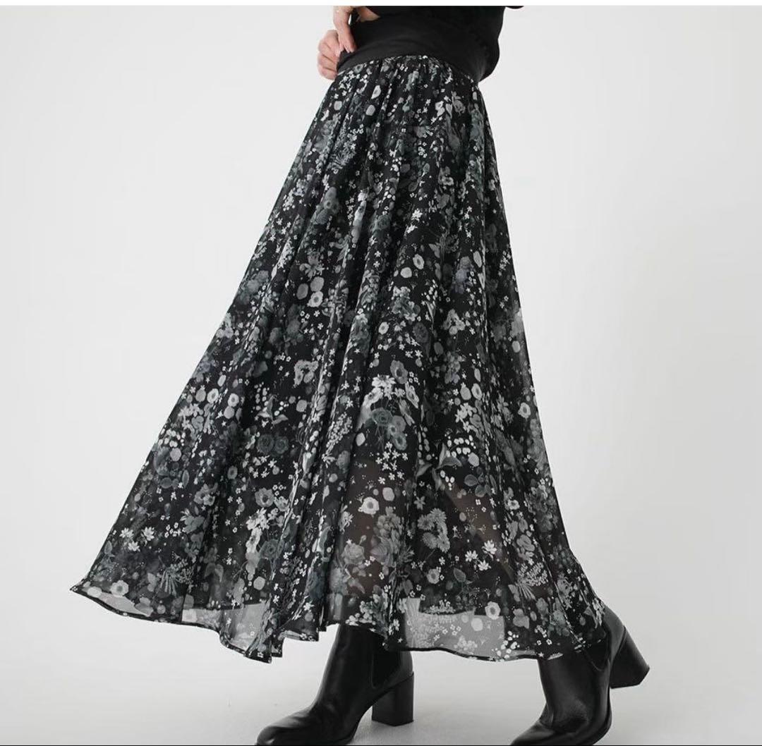 新品　未使用　完売　CHONO ミドル丈 モノトーン 花柄 アクトレスフラワー