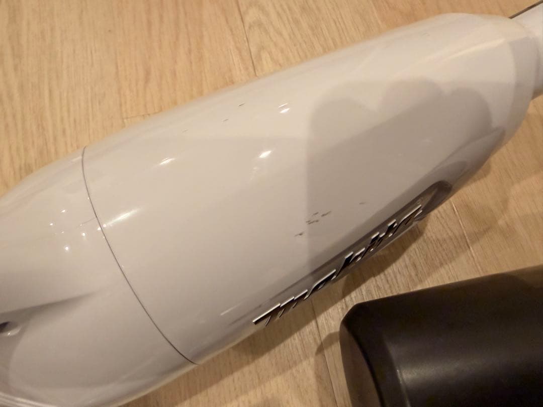 マキタ　充電式スティック掃除機　CL-108FDSHW