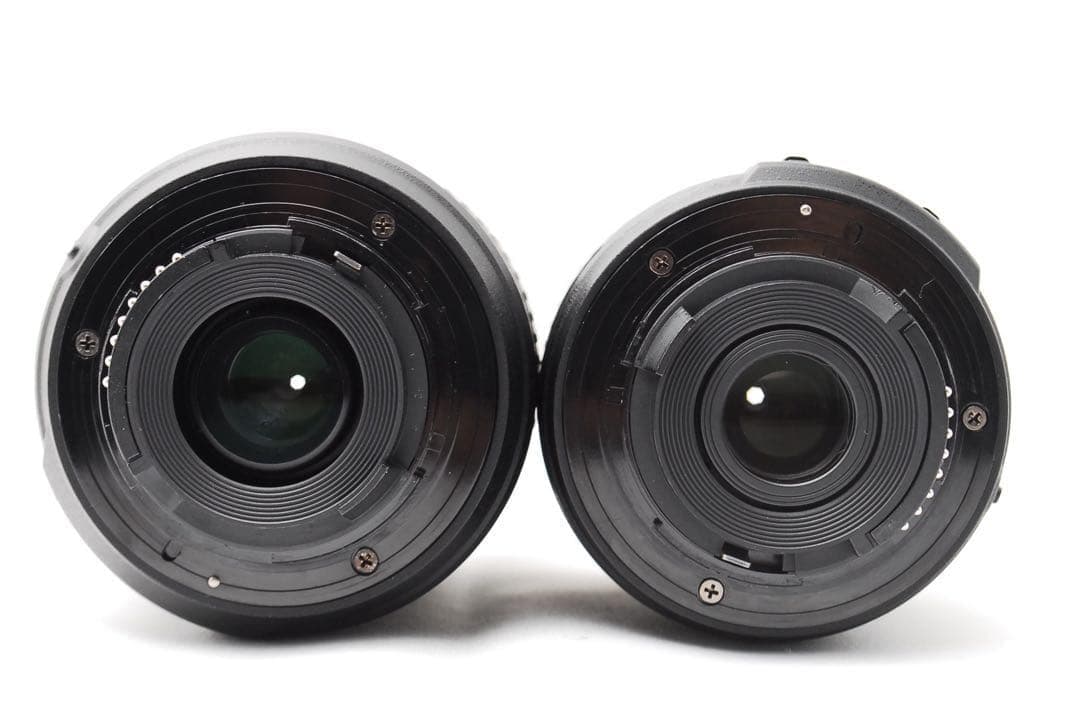 Nikon D5300★Wi-Fi搭載 ダブルレンズ 初心者 ショット数少ない！