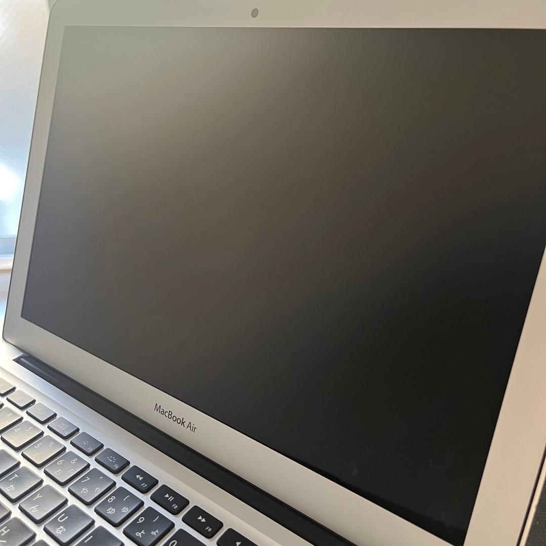 Apple MacBook Air シルバー 13インチ　保護ケース付き