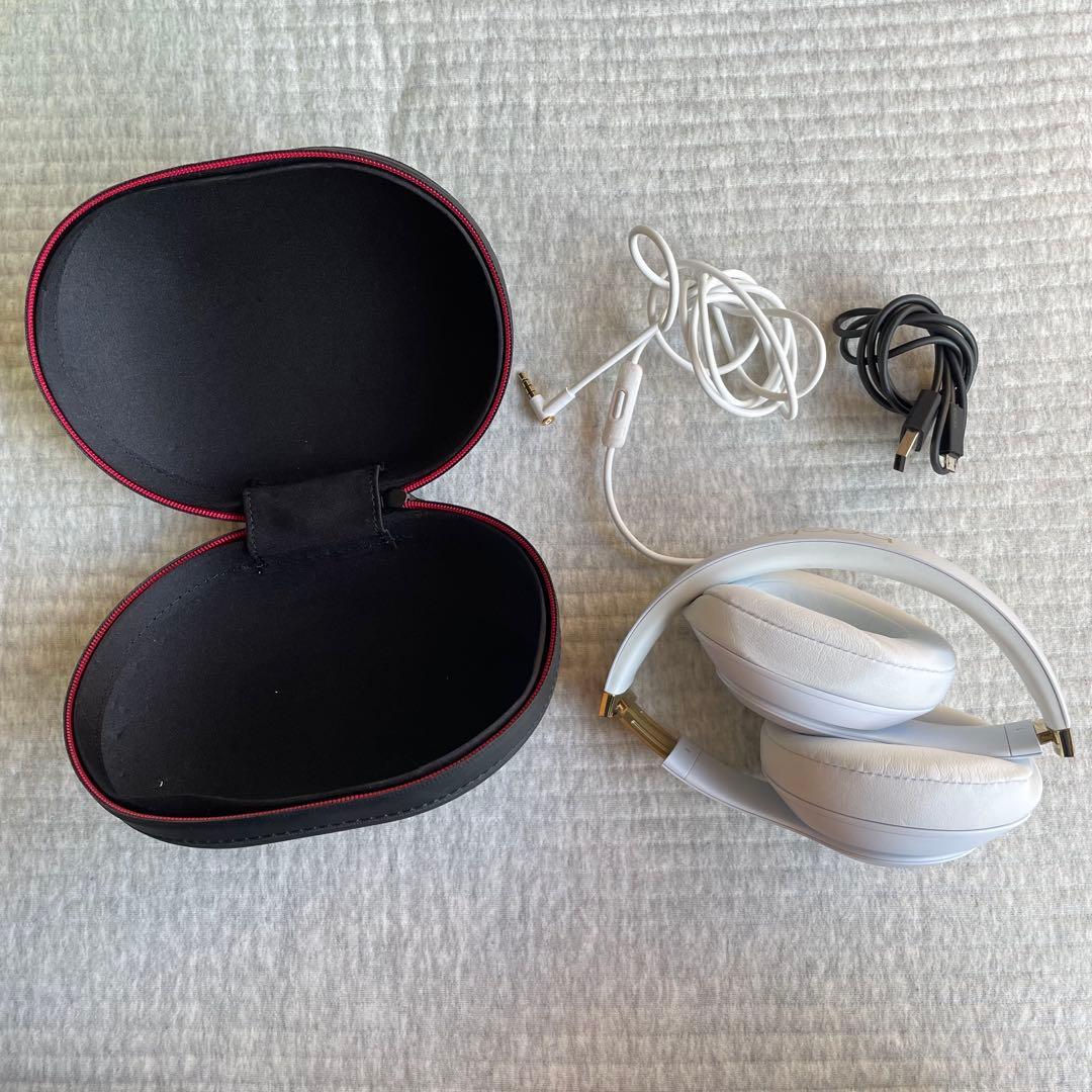 Beats studio3 ワイヤレスヘッドホン ホワイト