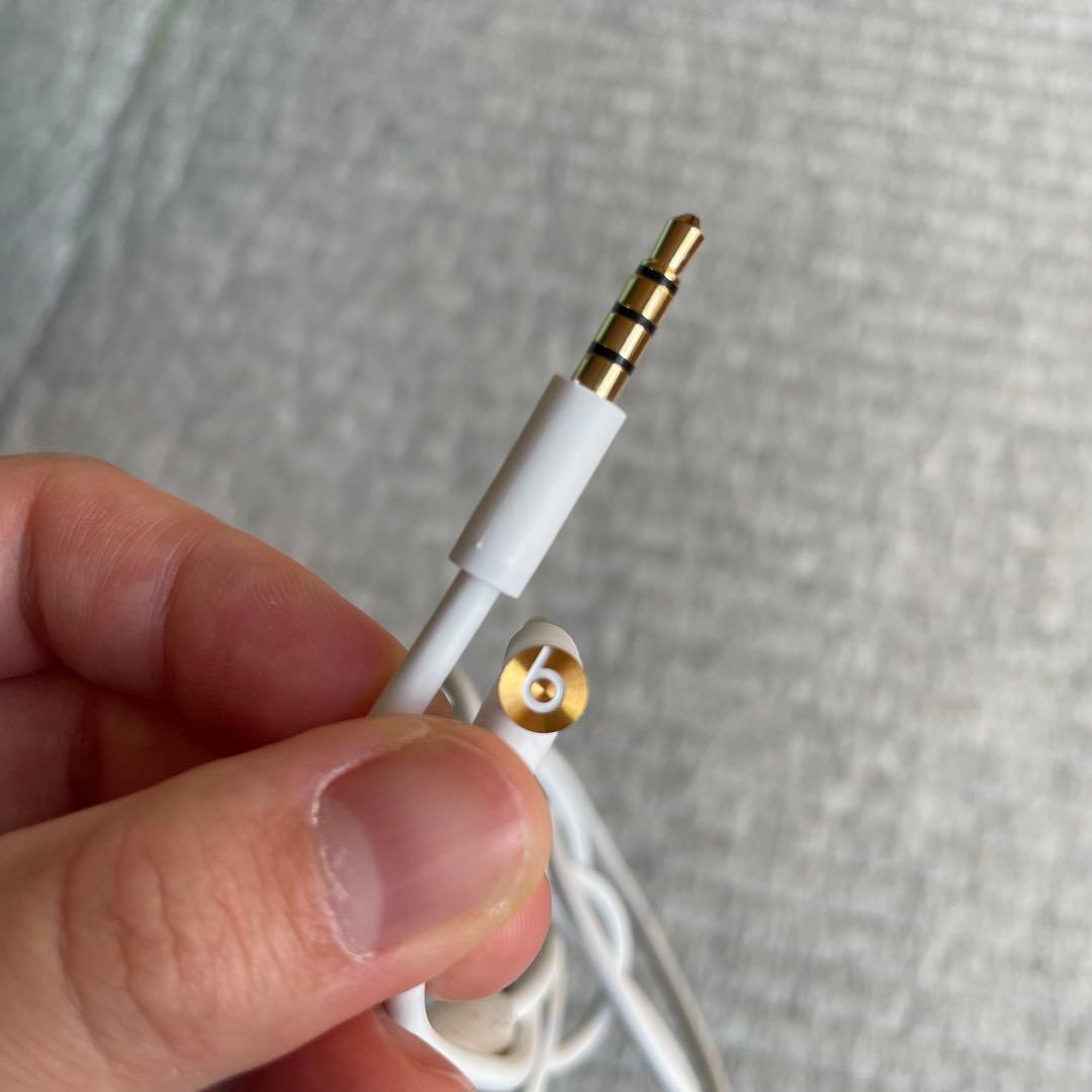 Beats studio3 ワイヤレスヘッドホン ホワイト