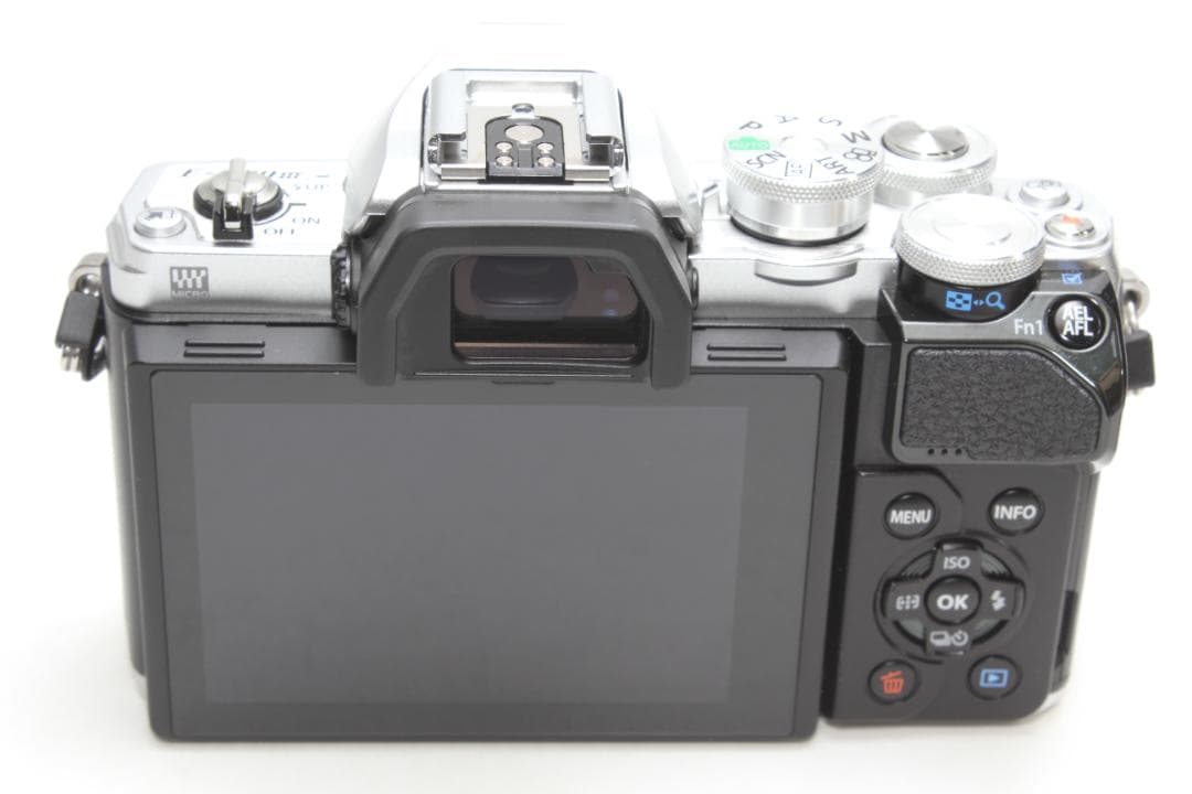 ❤️ショット数極少❤️OLYMPUS E-M10 Mark Ⅲ レンズセット