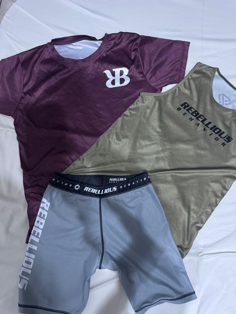 岸*伴様 REBELLIOUS BEHAVIOR トレーニングウェア