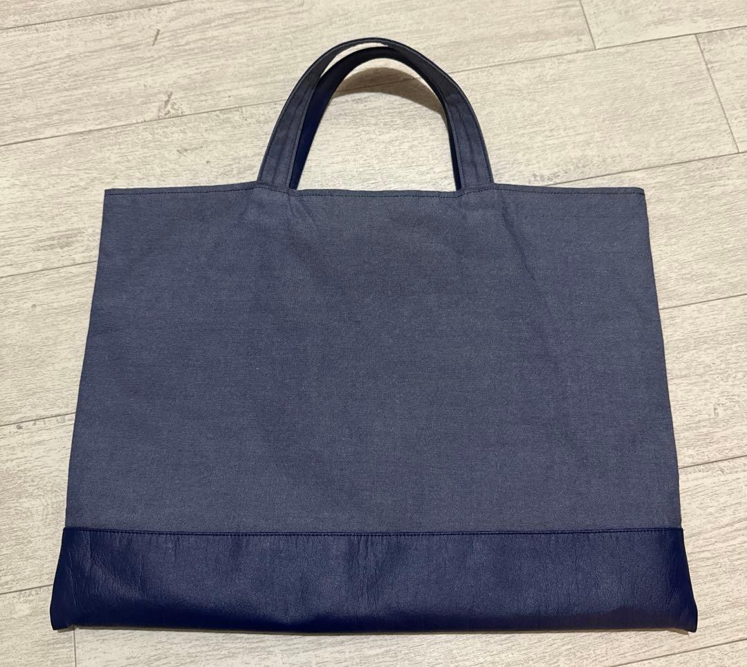 【美品】ファミリア70周年デニムバッグファミちゃんリアちゃん