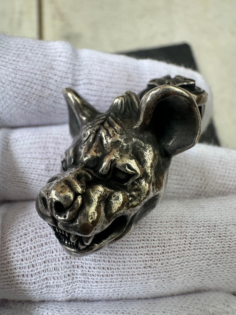 MAD CULT マッドカルト ハイエナ ペンダント ヘッド トップ