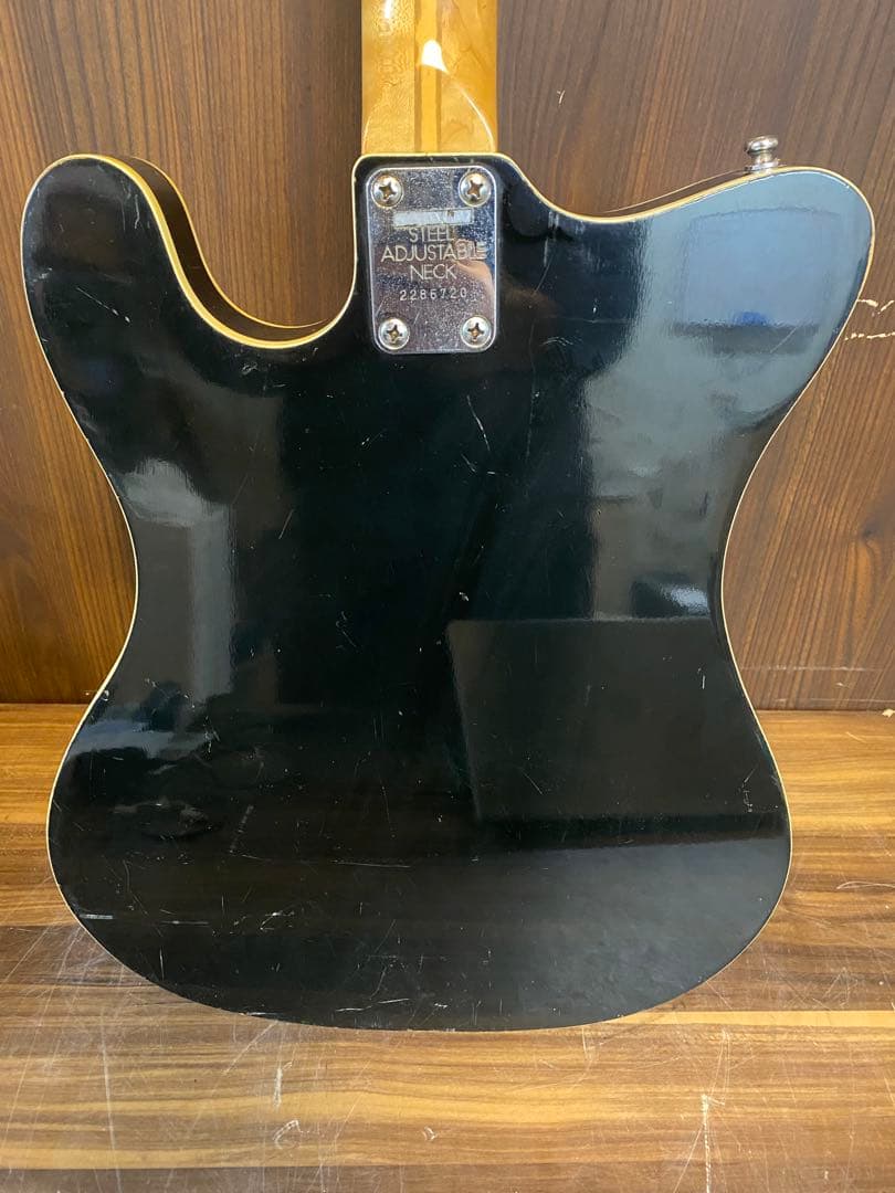 の*ぴ様 Q3084 ARIA Diamond 2000T エレキギター　ジャン