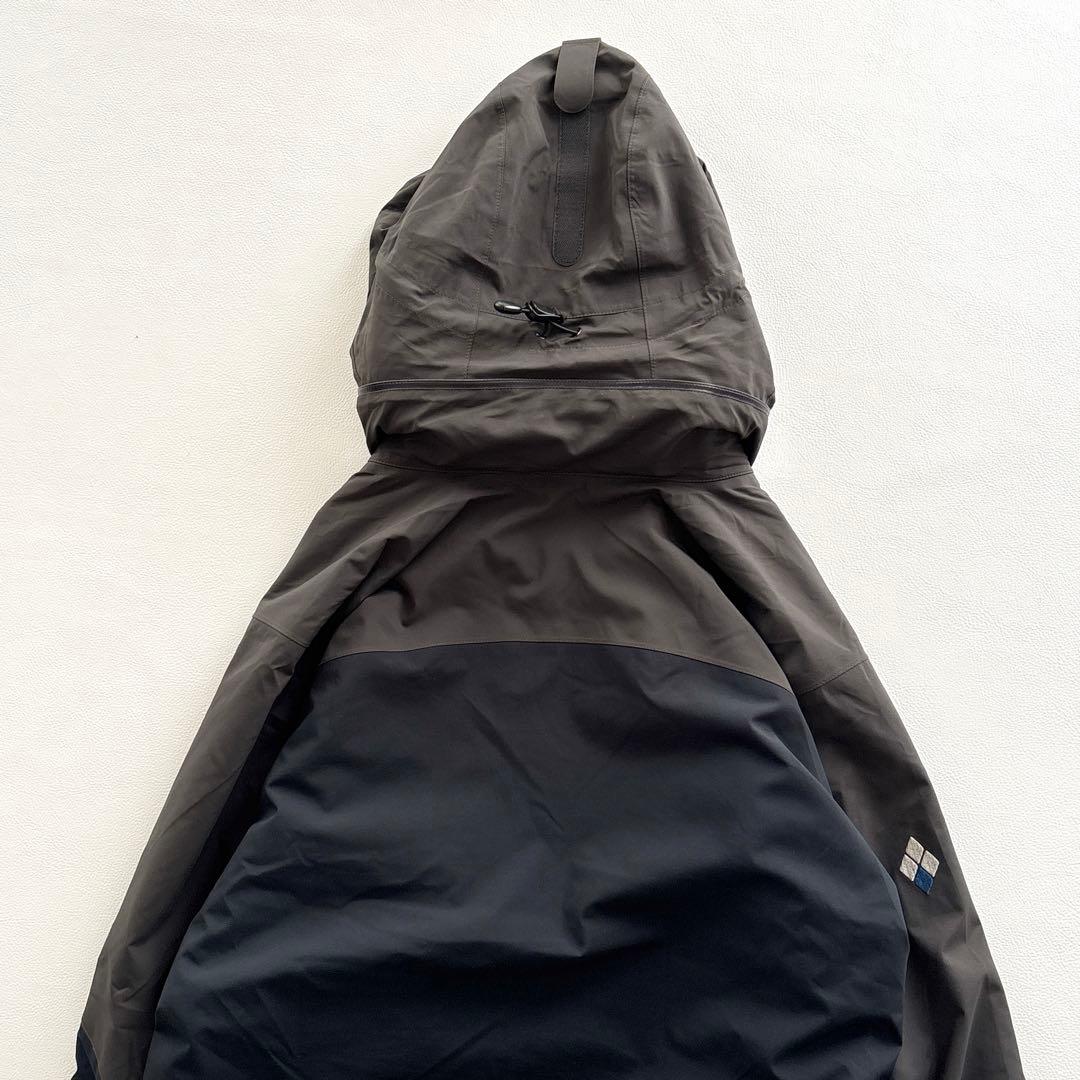 02229 モンベル　シャルモパーカ　スキーウェア　ダウンジャケット グレー