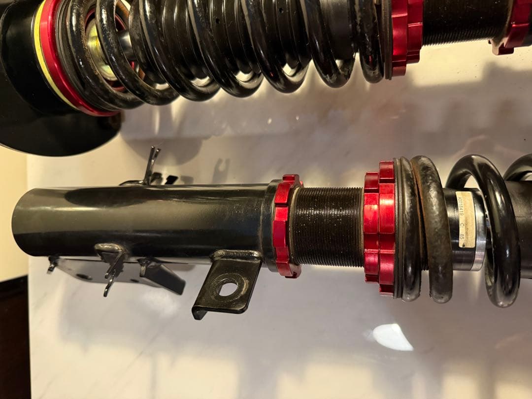 ラルグスLargus Spec S 車高調キット