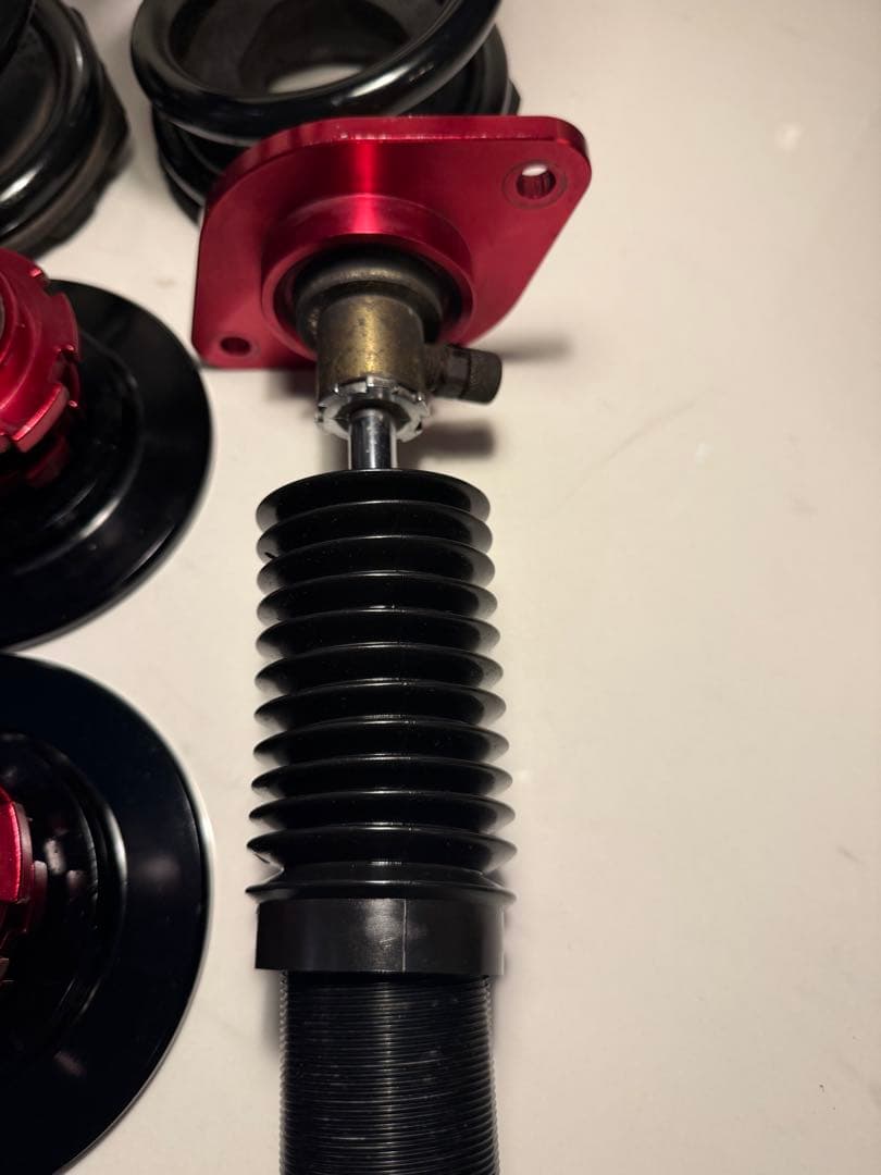 ラルグスLargus Spec S 車高調キット