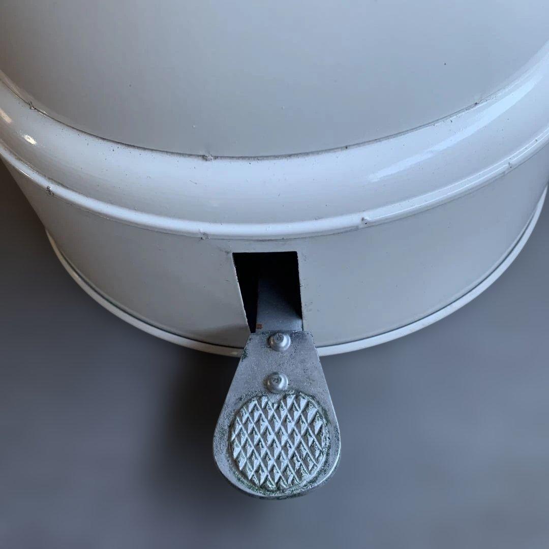 【未使用】【レトロ】マツヨシ　足踏汚物投入器　ペダル式　ゴミ箱　汚物缶