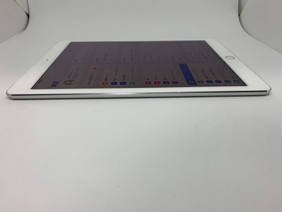 美品　iPad Air 2 Cellular 16GB バッテリー99%