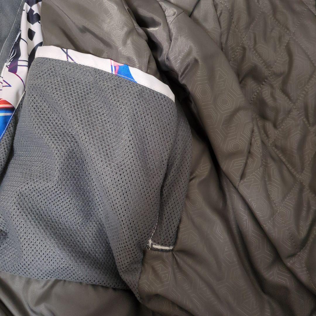 美品　グラフィック　カラフル　スノーボードウェア　メンズ　上下セット　Lサイズ