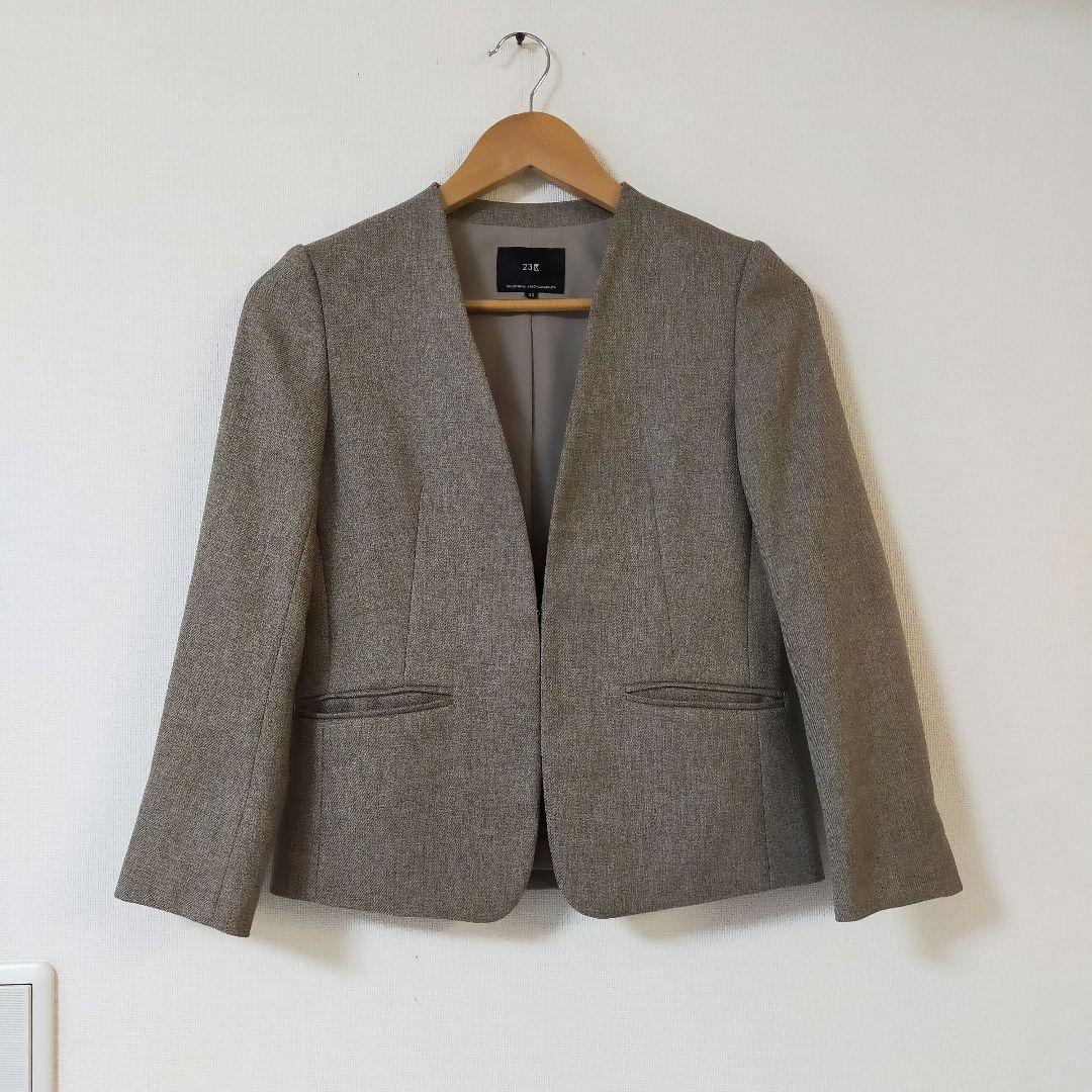美品　23区　小さいサイズ30　ウォッシャブル　ノーカラーパンツスーツ