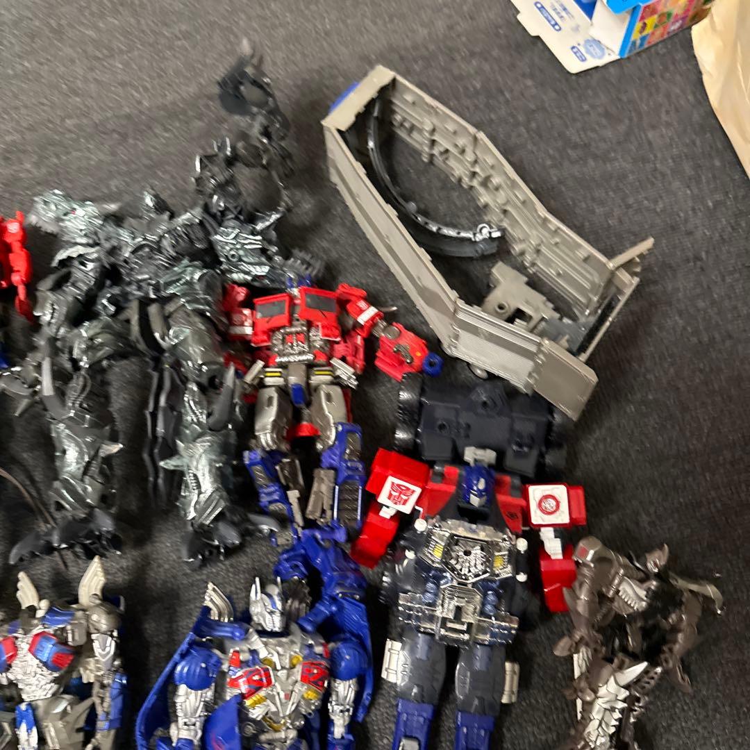 s*e様 トランスフォーマー フィギュア セット