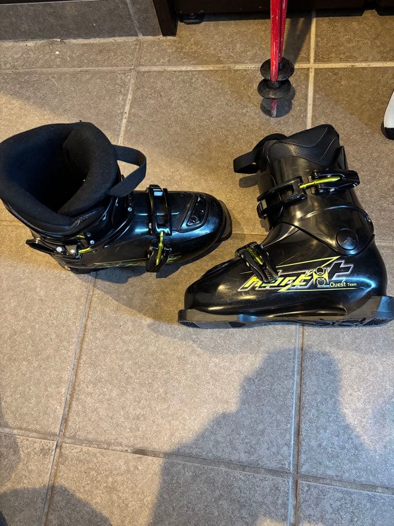 ATOMIC 【140cm 】スキー板【美品】ATOMICポール　ブーツセット