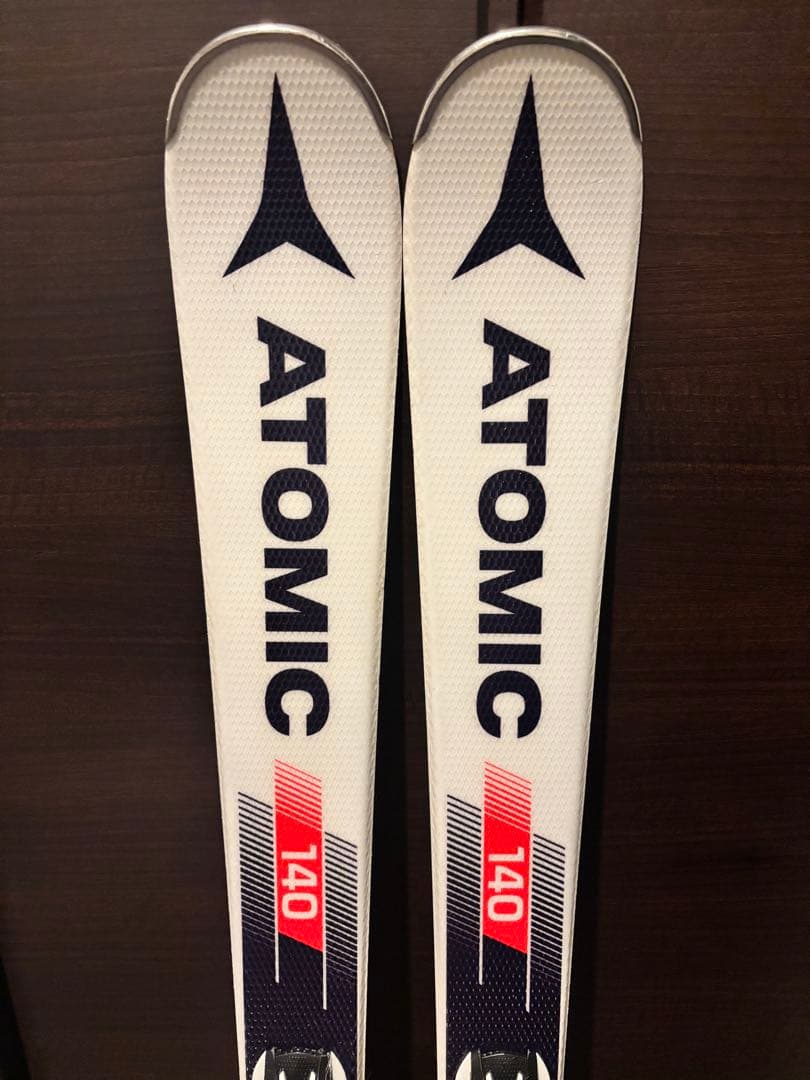 ATOMIC 【140cm 】スキー板【美品】ATOMICポール　ブーツセット