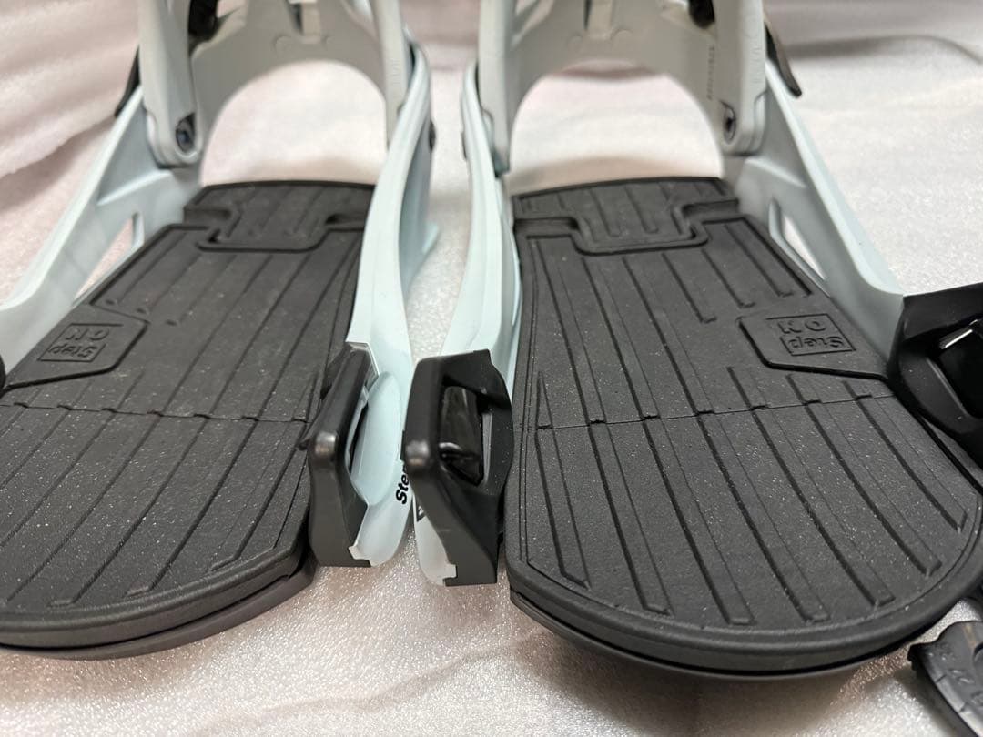 Burton Genesis step on Lサイズ　ビンディング ホワイト