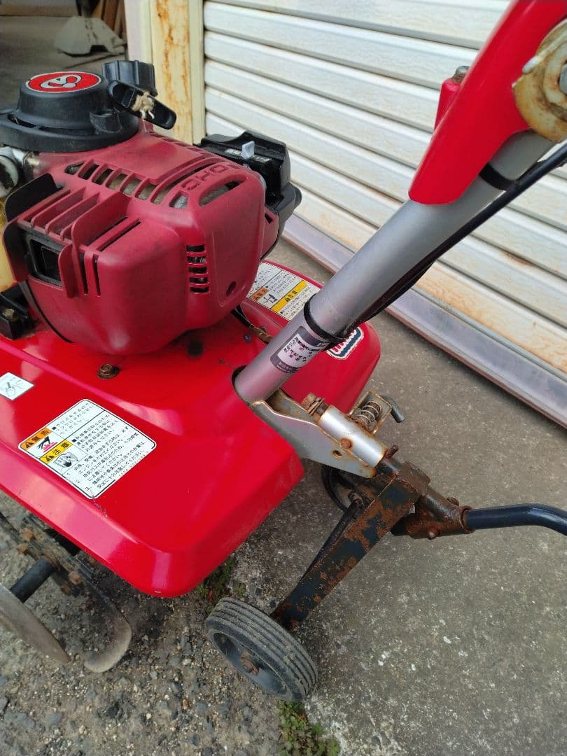 ★ISEKI 耕運機 ガソリンエンジン 赤ジャンク品