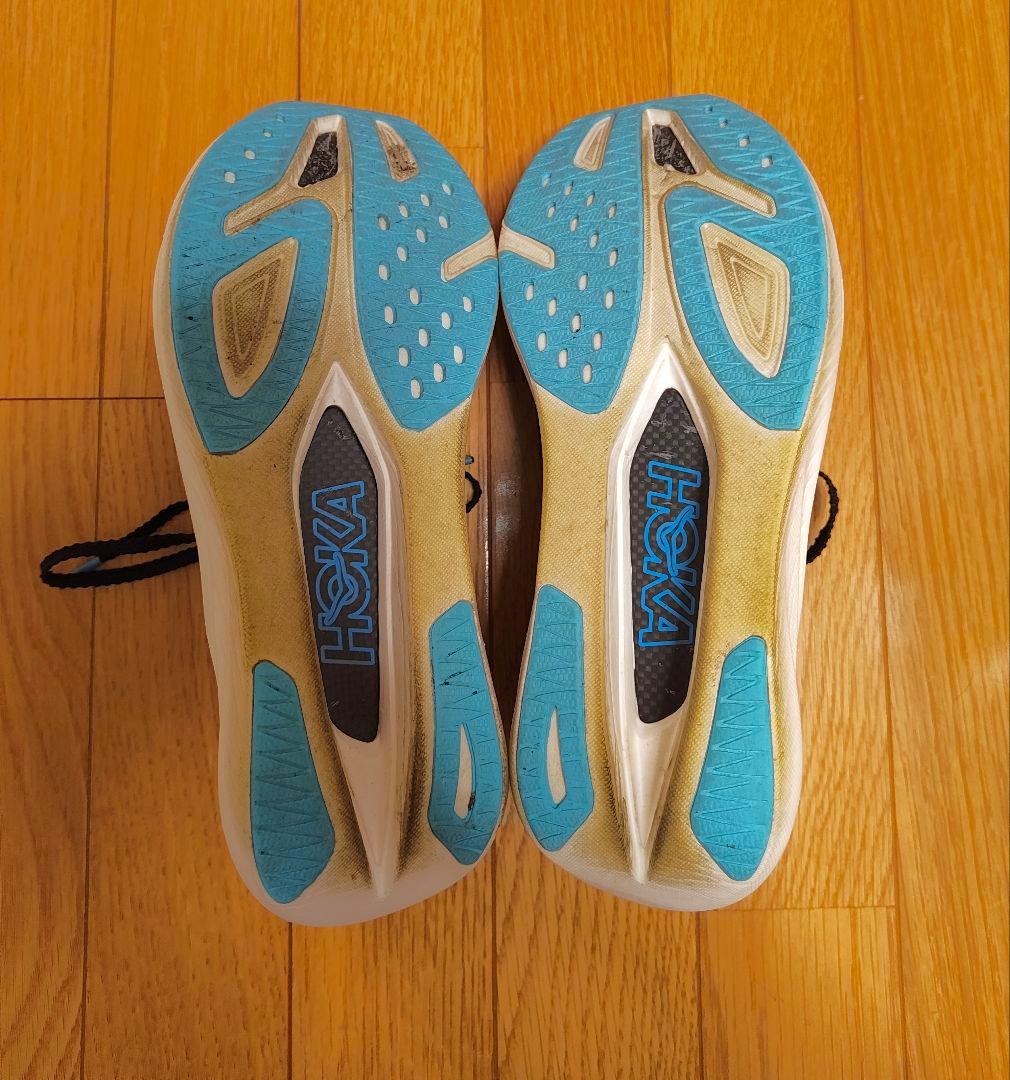 スパイク・シューズ HOKA ROCKET X3