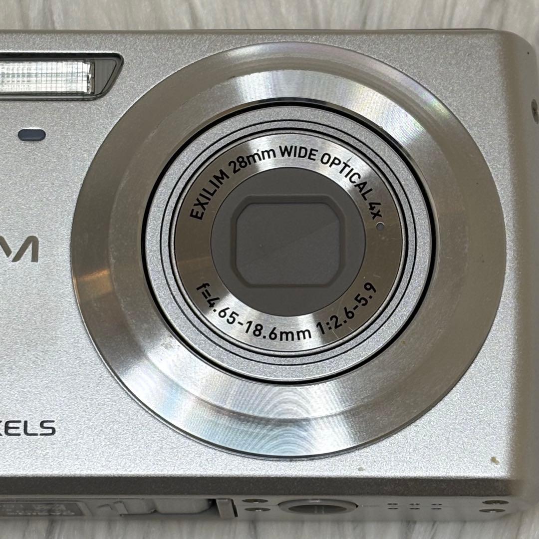 CASIO カメラ　EX-Z250 充電器　シルバー コンデジ　動作品