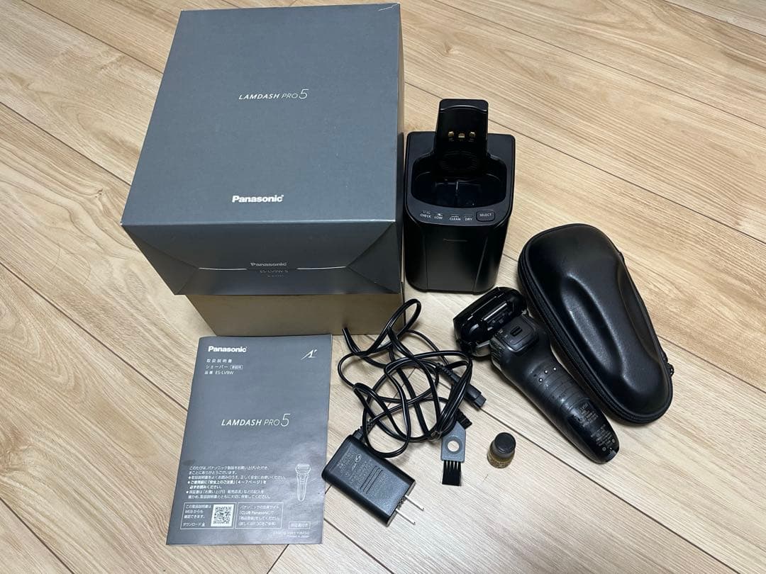 【値下げ中】Panasonic LAMDASH PRO5 ES-LV9W 5枚刃