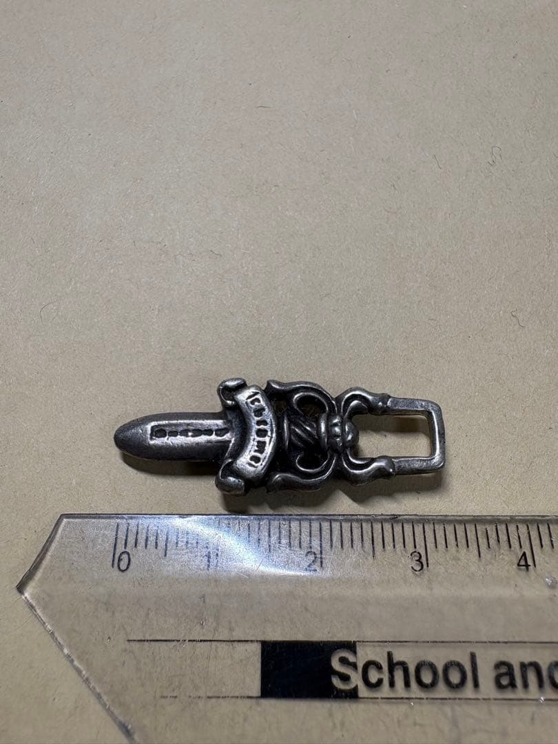 クロムハーツ ダガー チャーム