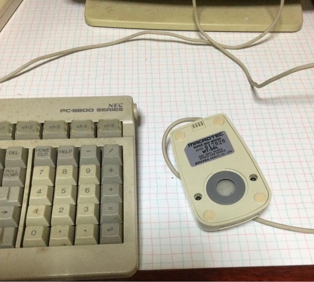 Pc9801FA ー(FDD2ドライブ)　…本体、キーボード、マウス付セット