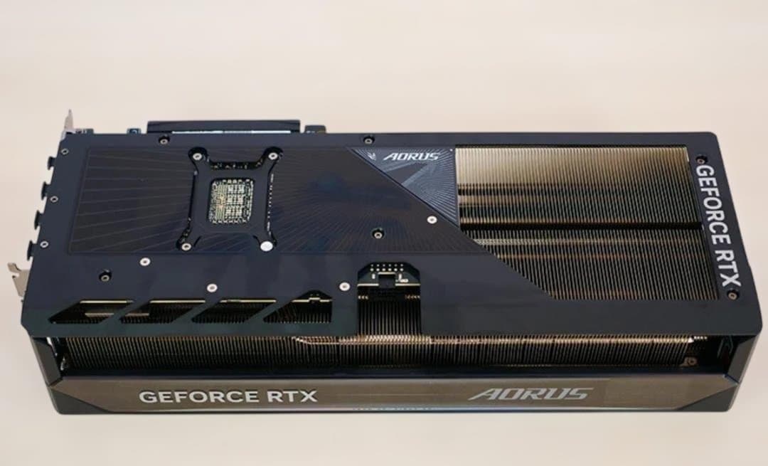 グラフィックボード・グラボ・ビデオカード GIGABYTE AORUS GeForce RTX5070Ti MASTER