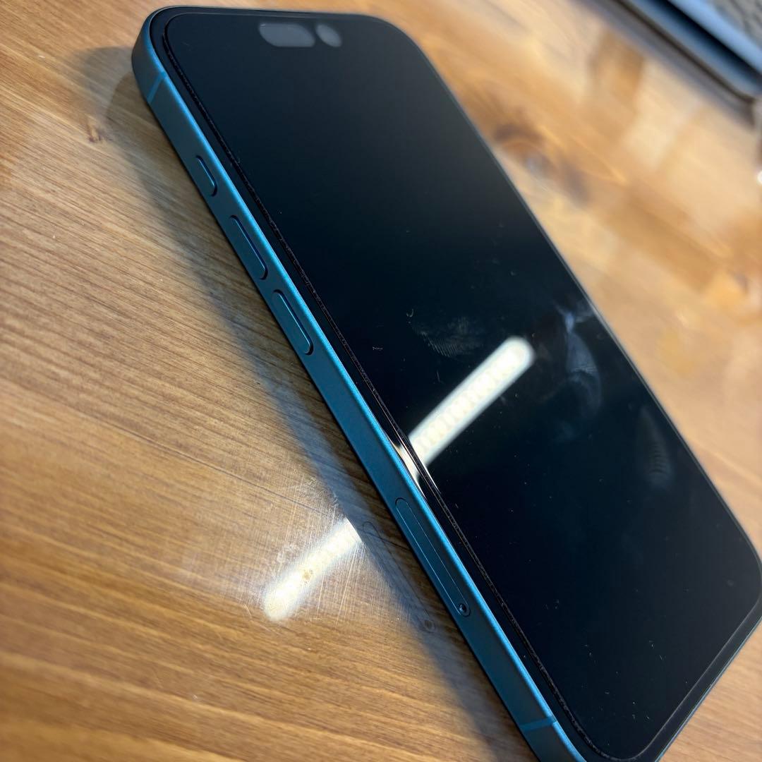 【美品】iPhone16 teal 128GB SIMフリー