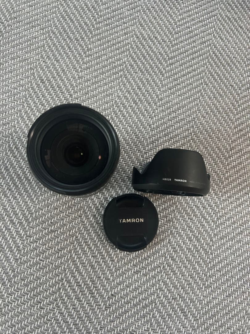 タムロン　TAMRON 18-400mm ズームレンズ