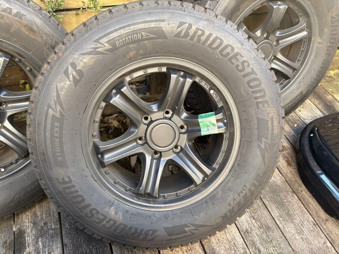 まーくん専用　プラド 150 スタッドレスホイール付き