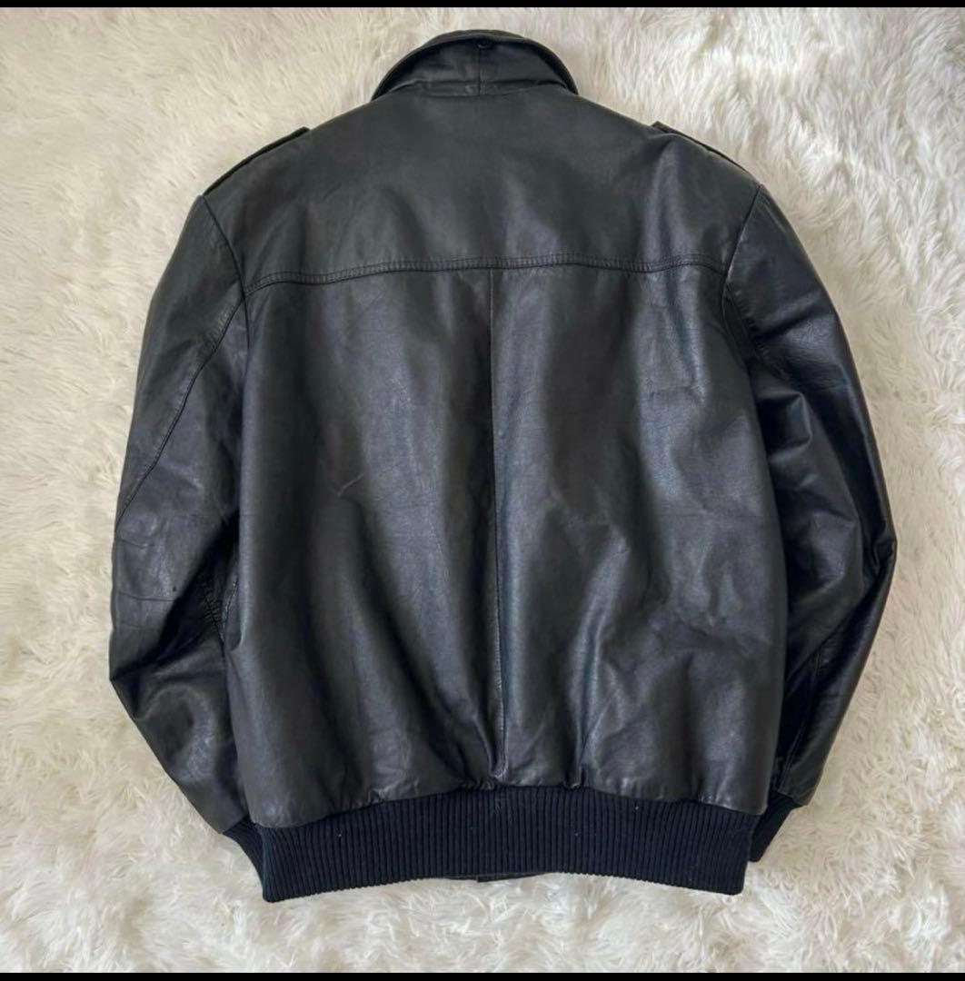 GENUINEレザー a2フライトジャケット　ブラック　短丈