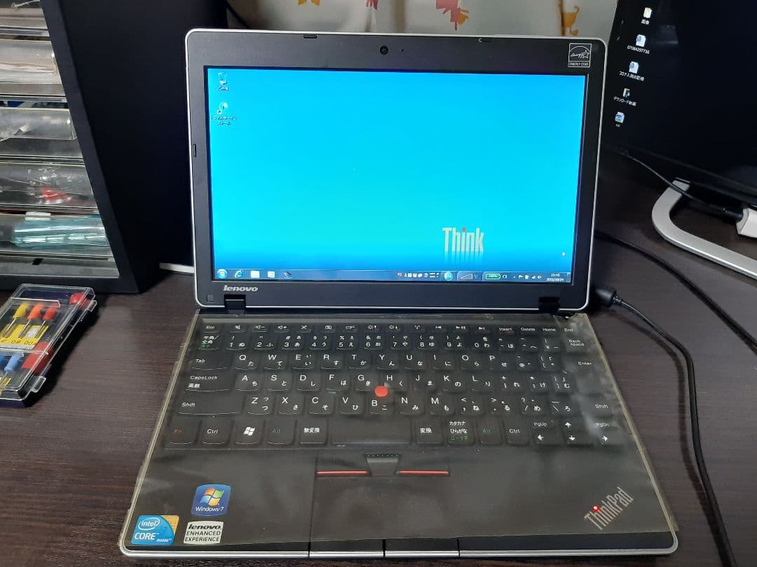 Lenovo ThinkPad Edge 11　美品だがUSBに難あり