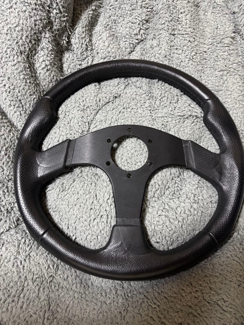 MOMO JET ステアリング　ブラック