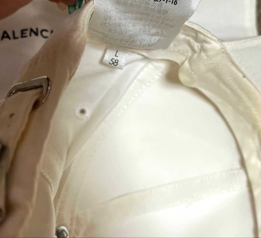 BALENCIAGA ホワイト ベースボールキャップ 収納袋付き