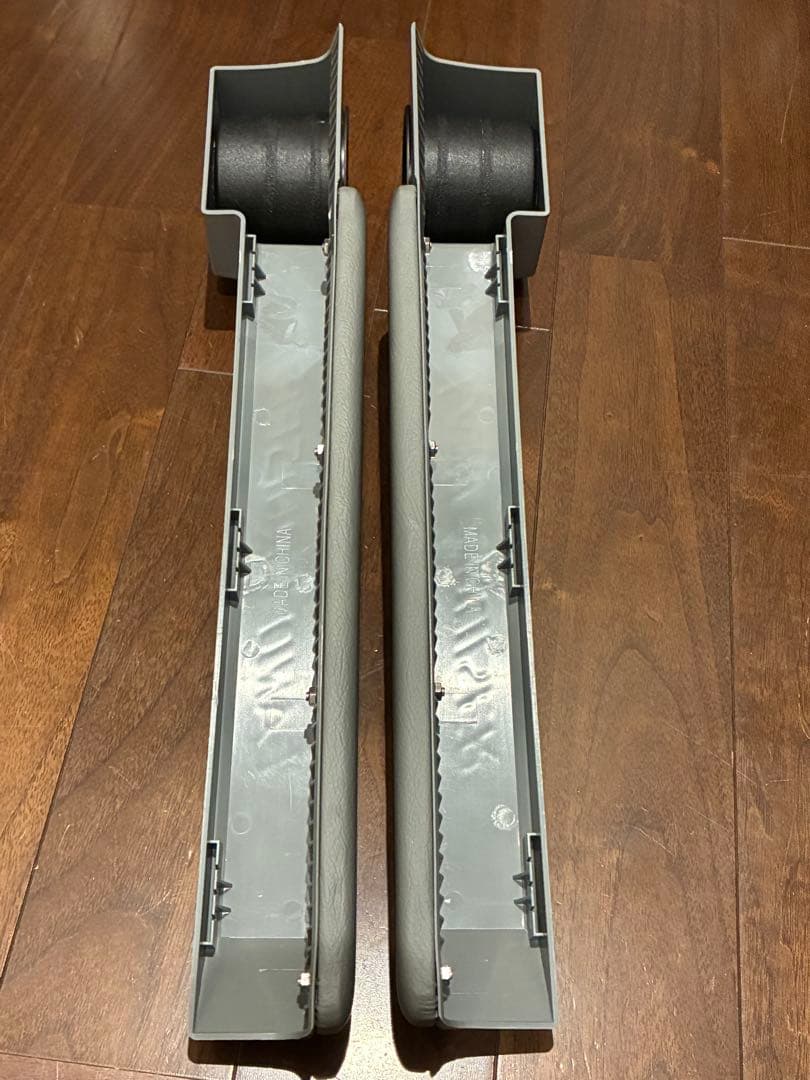 ランクル70アームレスト　grj76