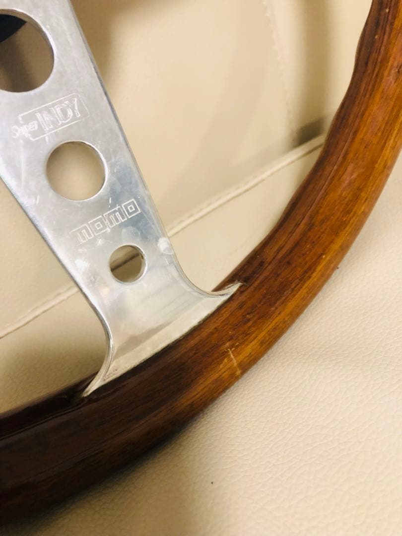 【送料込み】希少　MOMO ウッド ステアリング INDY モモ　ハンドル