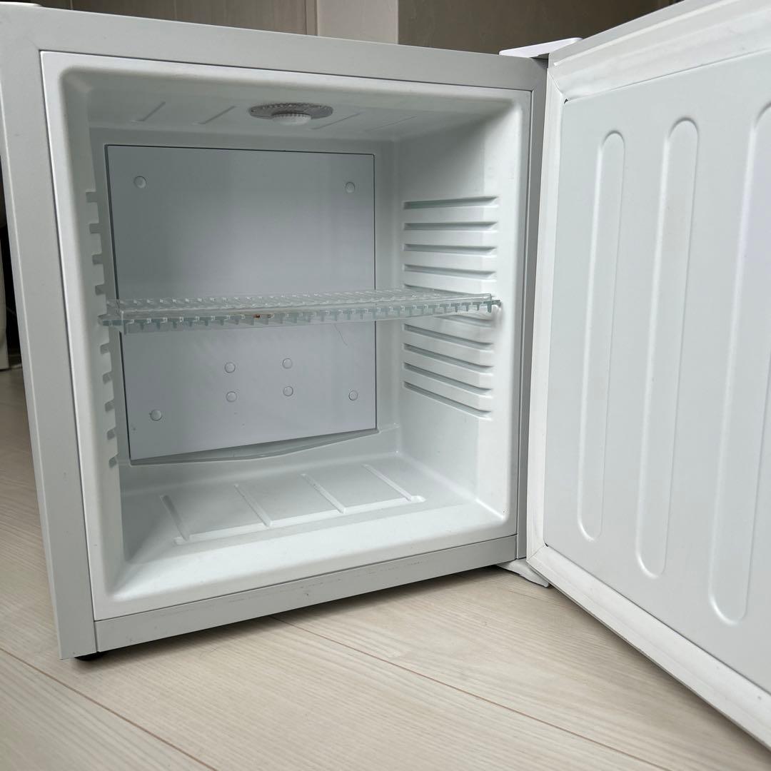 電子冷蔵庫　冷庫さん　20L