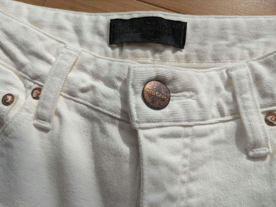 red card tokyo　Beth ホワイトデニム 27サイズ　Lサイズ