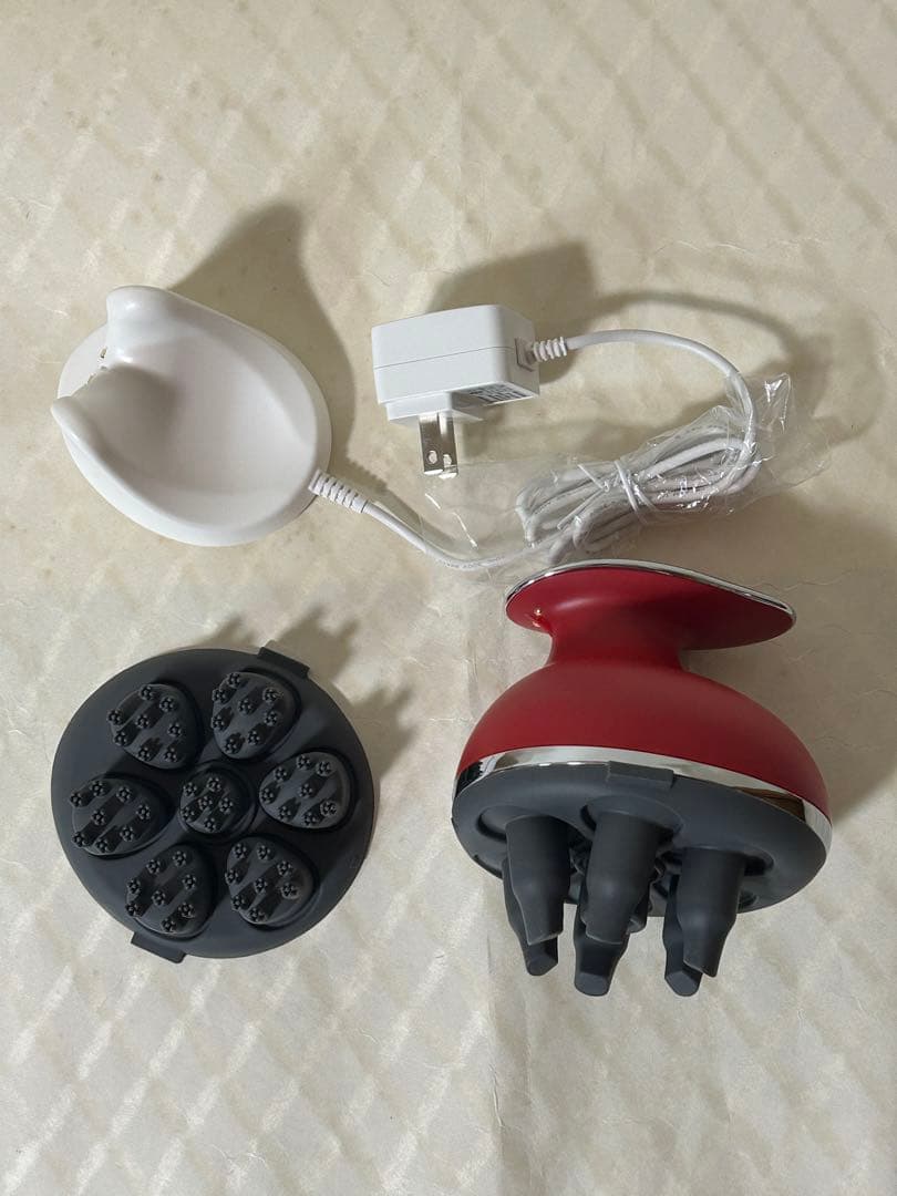 【新品】ヤーマン　MYSE　ヘッドスパリフト　REDメタリック